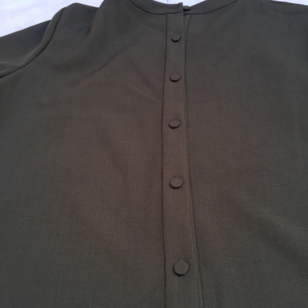 Green Top - Picture 4 of 4